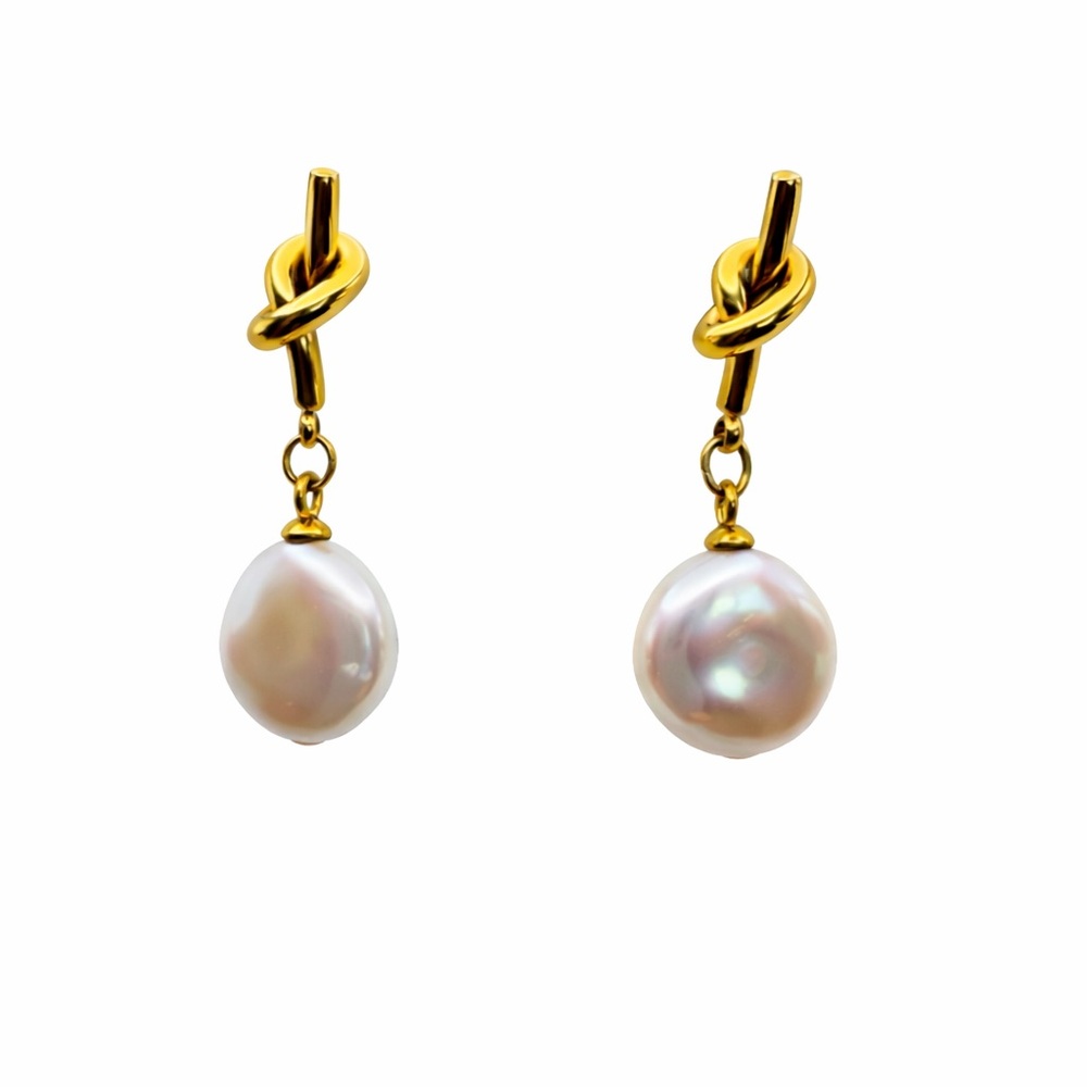 Freshwater Coin Pearl Knots